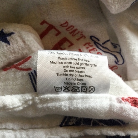 Little Hometown Don’t Mess With Texas Boy Receiving Blanket Wrap - Picture 4 of 5